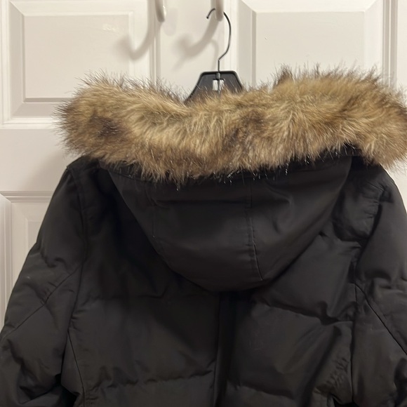Very warm puffer coat from Uniqlo - Picture 2 of 3